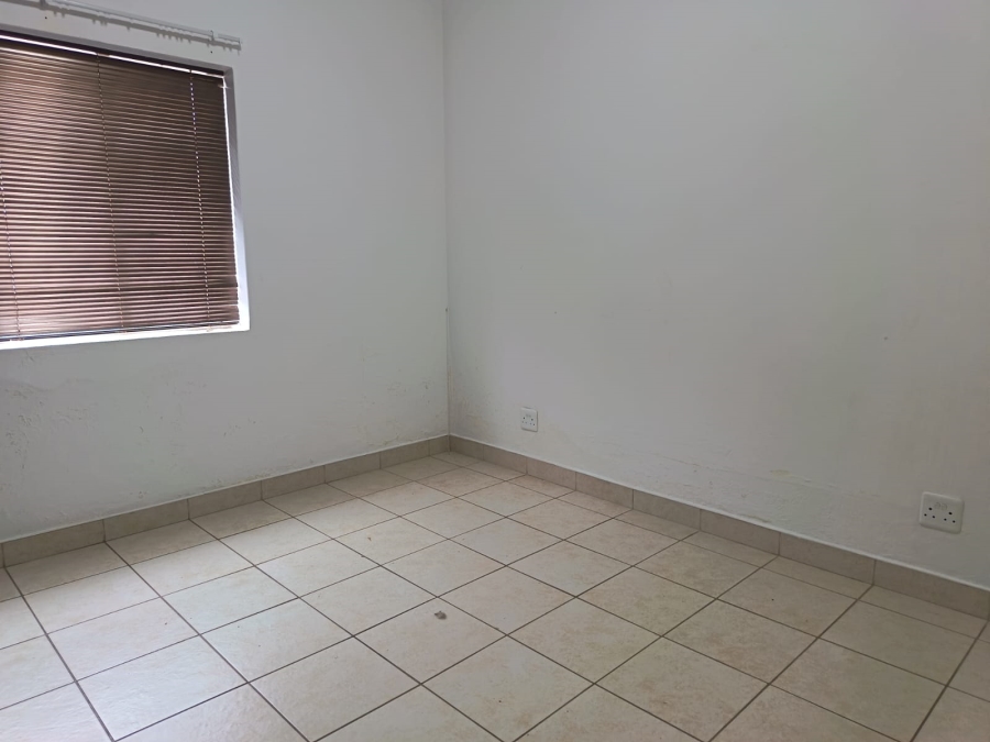 To Let 2 Bedroom Property for Rent in Jeffreys Bay Central Eastern Cape